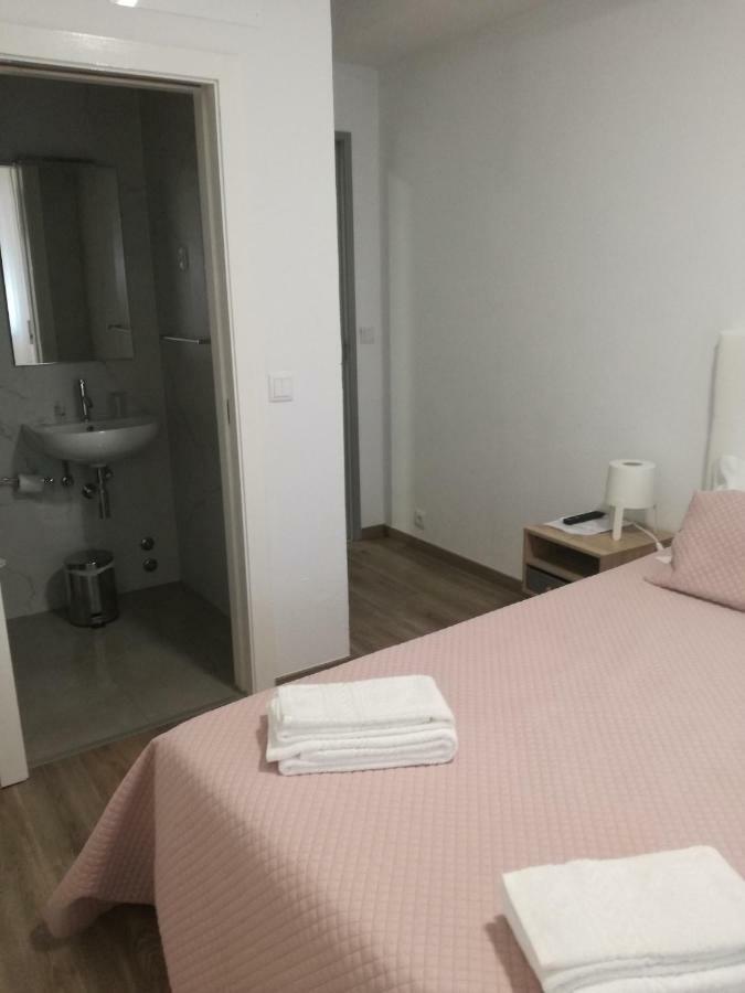 Baixinho Guest House Vila Praia de Âncora Extérieur photo